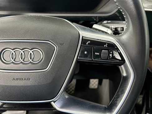 Used 2021 Audi e-tron Premium w/ Convenience Plus Package AWD/4WD image 23