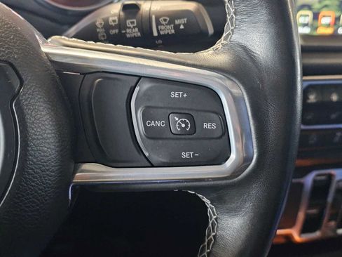 Used 2023 Jeep Wrangler Unlimited Sahara w/ Cold Weather Group AWD/4WD image 26