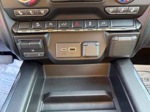 Used 2020 GMC Sierra 1500 SLT w/ SLT Premium Package image 25