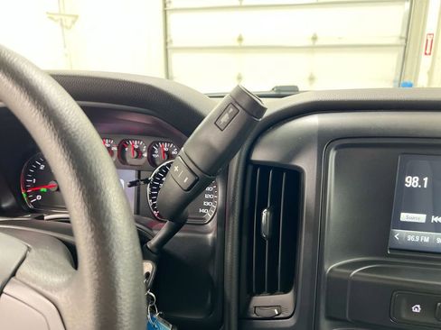 Used 2016 Chevrolet Silverado 1500 Custom w/ Custom Convenience Package image 16