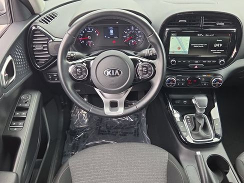 Used 2021 Kia Soul EX FWD image 14