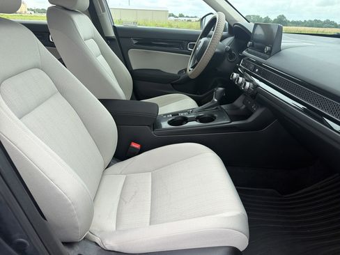 Certified 2022 Honda Civic EX image 16
