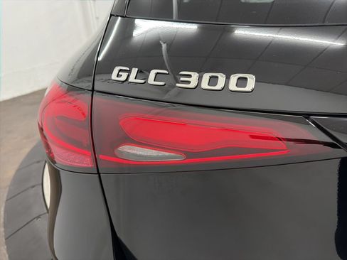 Used 2026 Mercedes-Benz GLC 300 image 10
