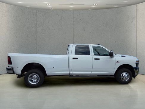 New 2026 RAM 3500 Tradesman AWD/4WD image 3