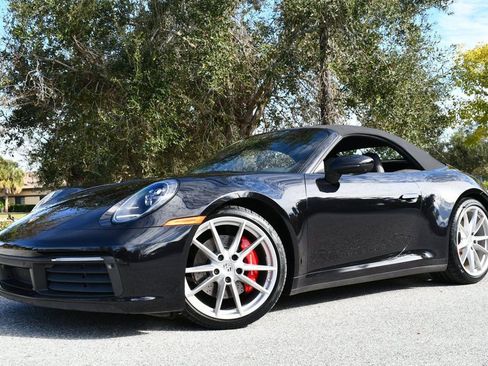 Used 2022 Porsche 911 Carrera 4S image 2