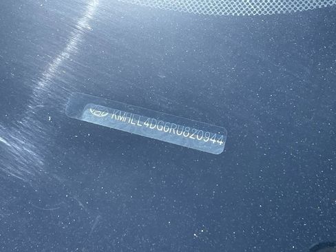 Used 2024 Hyundai Elantra SE image 12