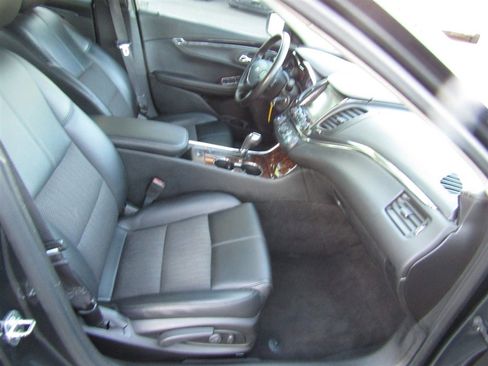 Used 2014 Chevrolet Impala LT image 21