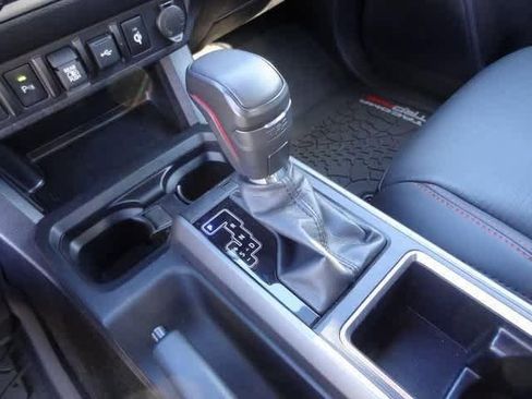 Used 2022 Toyota Tacoma TRD Pro image 48