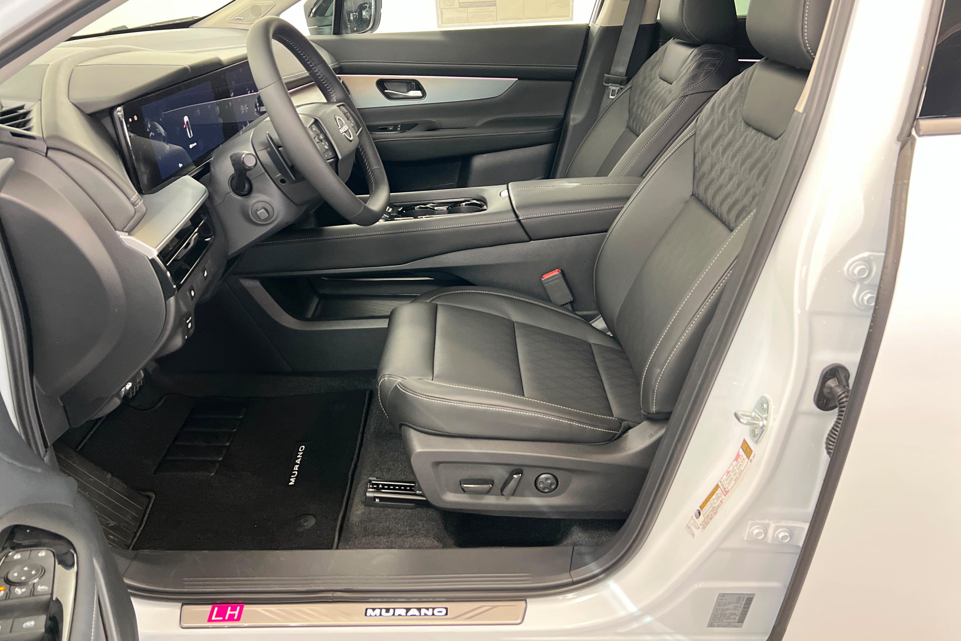 New 2027 Nissan Murano Platinum w/ Cargo Package AWD/4WD image 17
