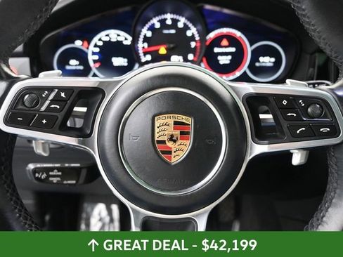 Used 2022 Porsche Cayenne image 33