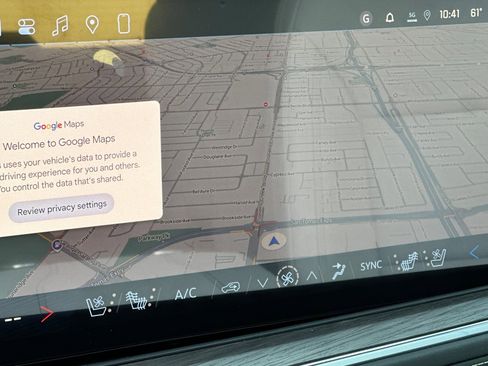 New 2026 Chevrolet Suburban Premier w/ Sun And Tow Package image 24