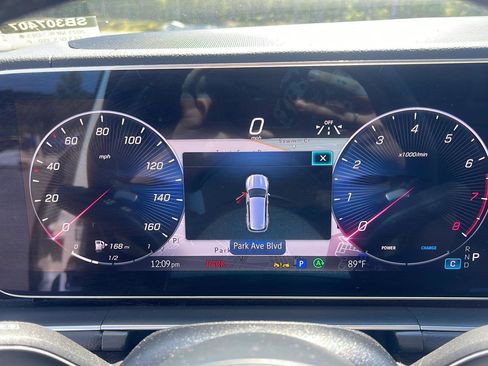 Used 2025 Mercedes-Benz GLS 450 4MATIC image 14
