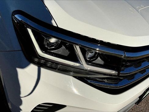 Used 2022 Volkswagen Atlas SE image 26