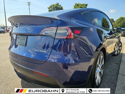 Used 2024 Tesla Model Y Performance AWD/4WD image 5