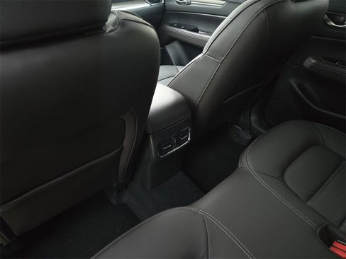 New 2025 MAZDA CX-5 Signature image 13