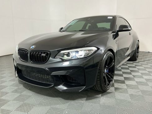 Used 2018 BMW M2 RWD image 2
