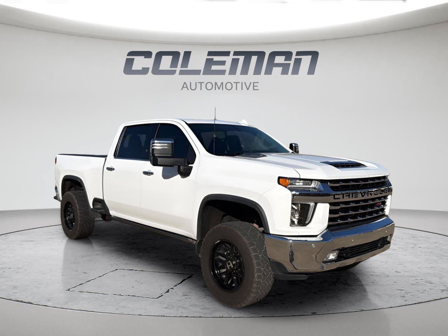 Used 2021 Chevrolet Silverado 2500 LTZ w/ LTZ Plus Package AWD/4WD image 11