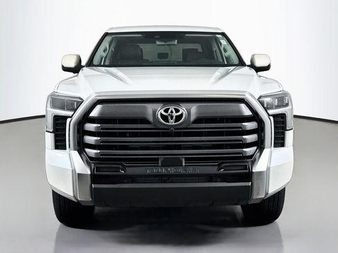 Used 2024 Toyota Tundra Limited AWD/4WD image 2