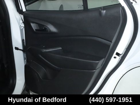 Used 2024 Chevrolet Trax LS FWD image 30