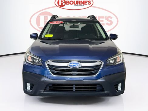 Used 2020 Subaru Outback Premium AWD/4WD image 4
