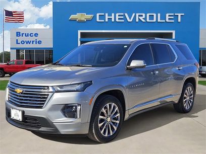 Used 2023 Chevrolet Traverse Premier