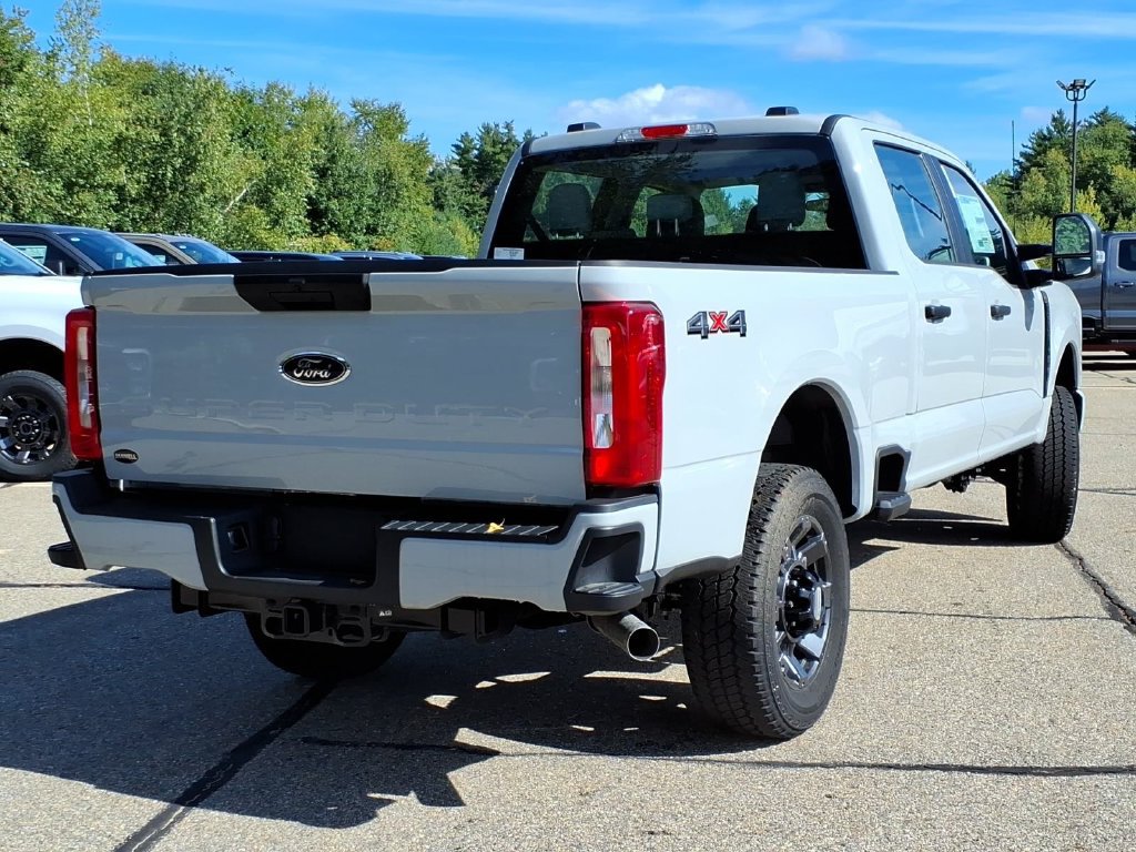 New 2026 Ford F250 XL w/ STX Appearance Package AWD/4WD image 5