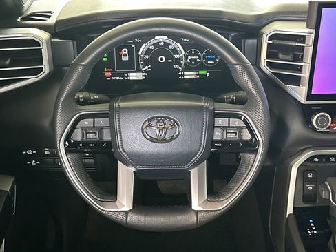 Used 2025 Toyota Tundra Platinum image 17