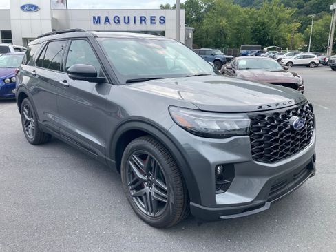 New 2026 Ford Explorer ST AWD/4WD image 4