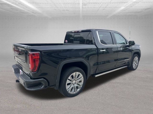 Used 2021 GMC Sierra 1500 Denali w/ Denali Ultimate Package AWD/4WD image 2