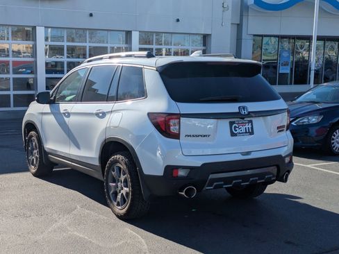 Used 2025 Honda Passport TrailSport image 8
