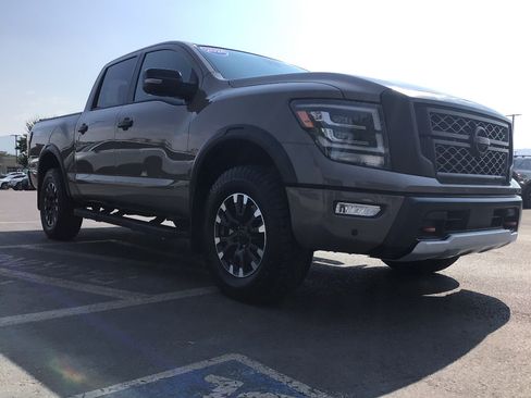 Used 2024 Nissan Titan PRO-4X w/ Pro-4x Convenience Package AWD/4WD image 1
