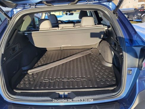 Used 2021 Subaru Outback Limited w/ Popular Package #2 image 18