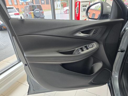 Used 2023 Buick Encore GX Select w/ Safety Package II image 19