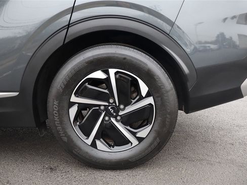 Certified 2023 Kia Sportage LX image 11