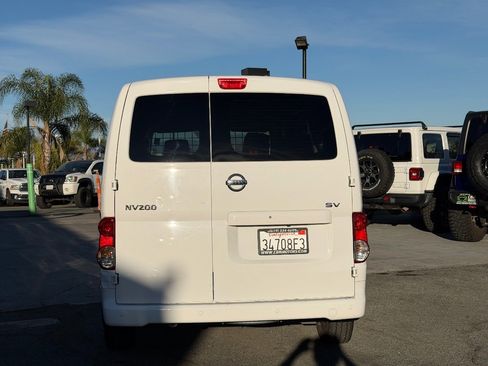 Used 2021 Nissan NV200 SV w/ Back Door Glass Package FWD image 8