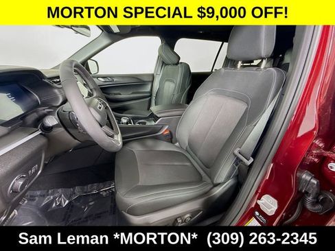 New 2025 Jeep Grand Cherokee L Laredo image 19