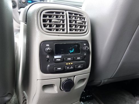 Used 2002 Chevrolet TrailBlazer LT w/ Preferred Equipment Group AWD/4WD image 68