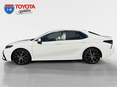 Certified 2024 Toyota Camry SE w/ Cold Weather Package image 2