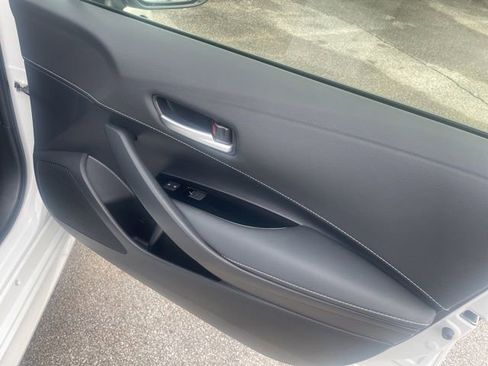 Used 2021 Toyota Corolla SE image 16