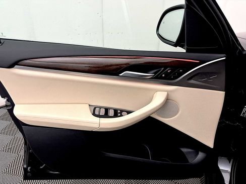 Certified 2023 BMW X3 xDrive30i w/ Convenience Package image 11