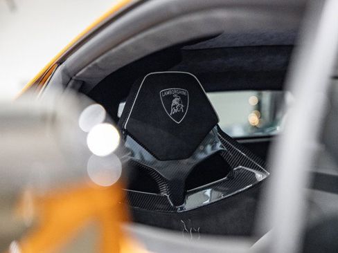 Used 2023 Lamborghini Huracan Tecnica image 27