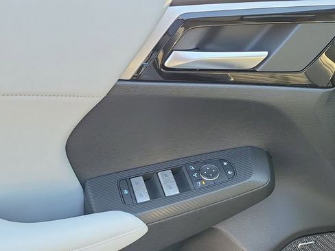 New 2026 Mitsubishi Outlander SE image 23