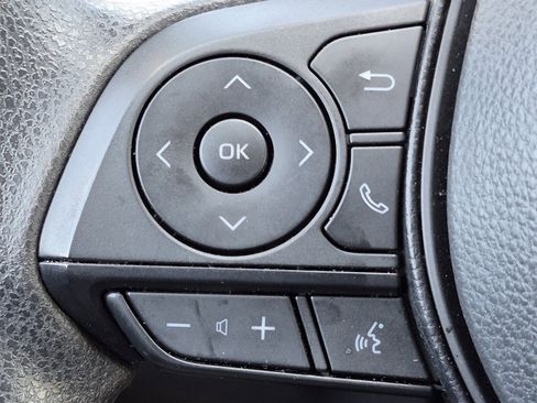 Used 2025 Toyota RAV4 LE image 18