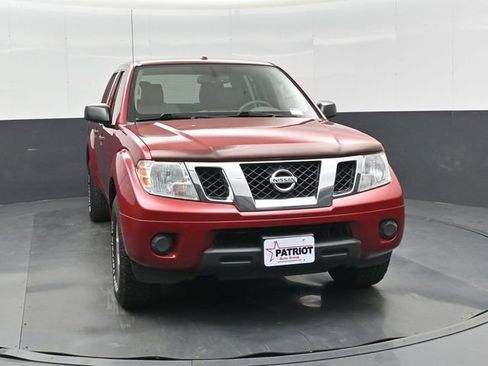 Used 2012 Nissan Frontier SV w/ SV Premium Utility Pkg image 9