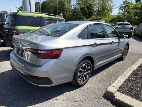 Used 2023 Volkswagen Jetta S FWD image 6