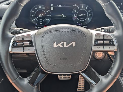 Certified 2025 Kia Telluride SX w/ SX Captain's Chair Package AWD/4WD image 25