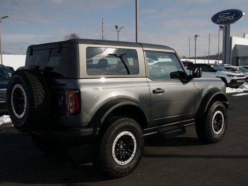 Used 2023 Ford Bronco Badlands w/ Sasquatch Package image 3