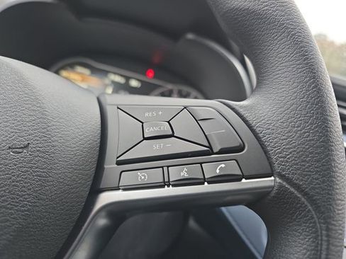 New 2025 Nissan Versa SV w/ Trunk Package FWD image 25