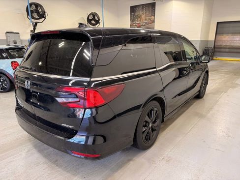 Used 2023 Honda Odyssey Sport image 6