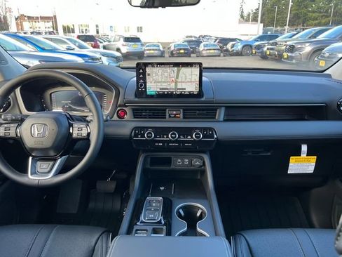 New 2025 Honda Pilot Elite image 11